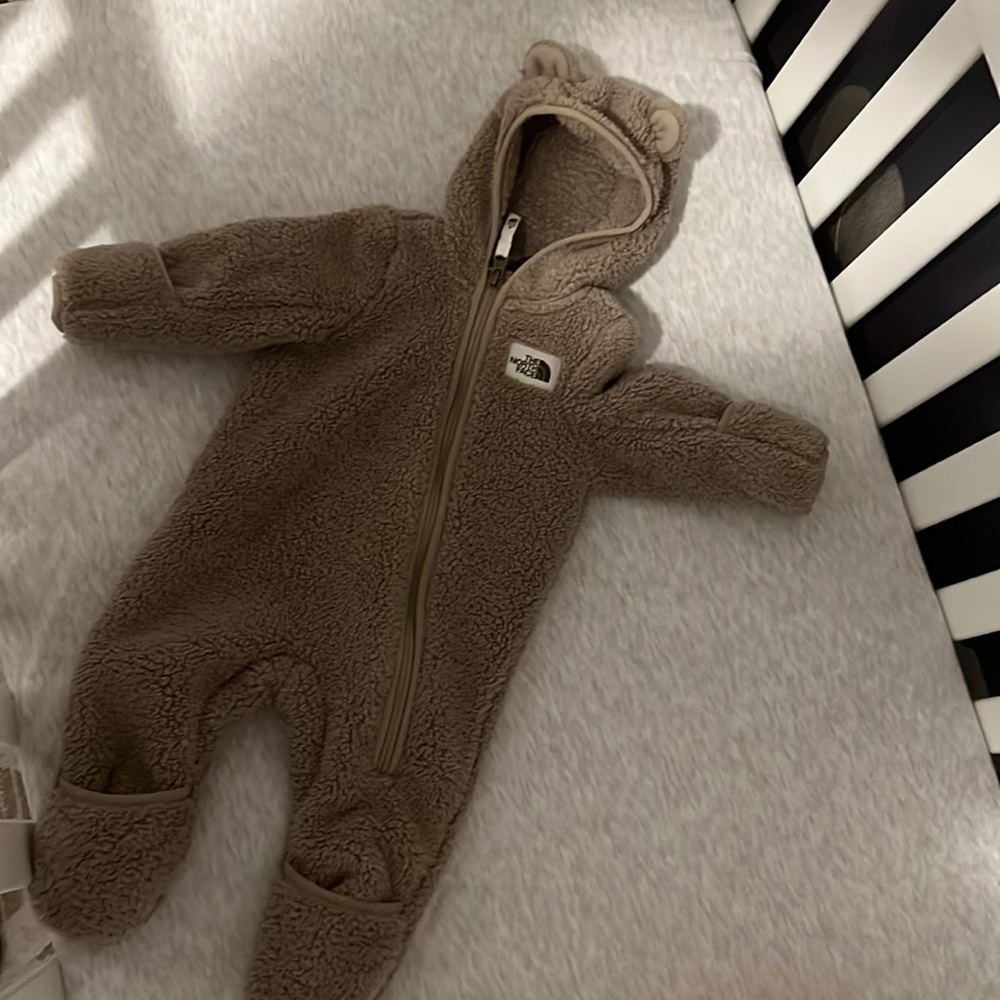 North face bear winter suit